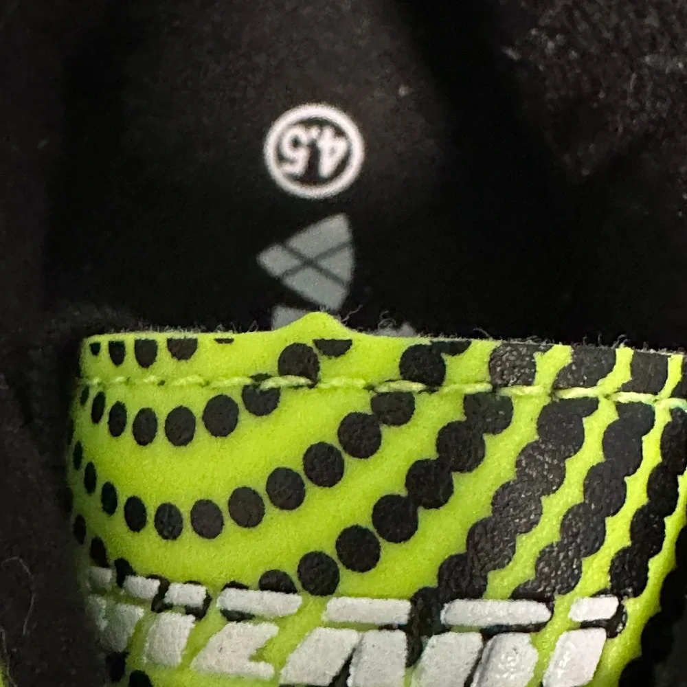 Zentic Soccer Cleats Outdoor Training Neon‎ Green Black Shoes Size 4.5